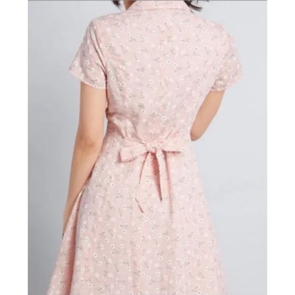 Modcloth Daytime Dynamo Pink Floral Daisy Shirt Dress Casual Gingham Sundress 4 - Picture 3 of 13
